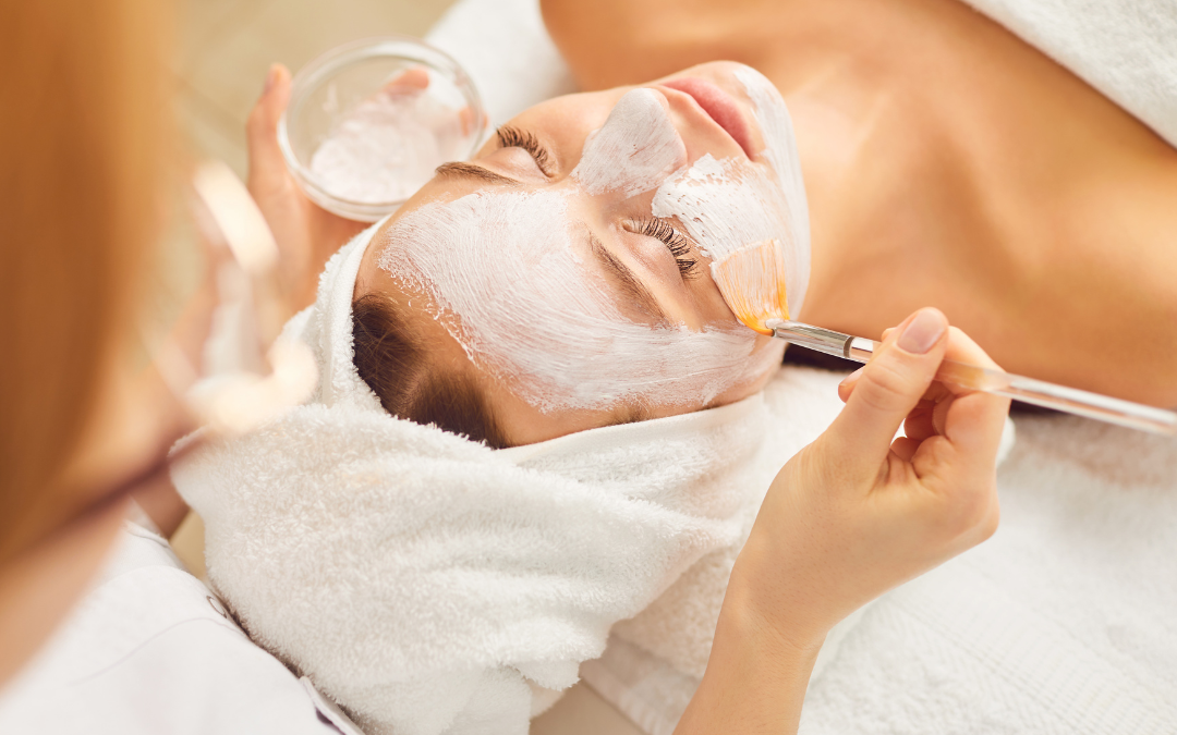 Mesoterapia facial en Fuengirola: rejuvenece tu piel